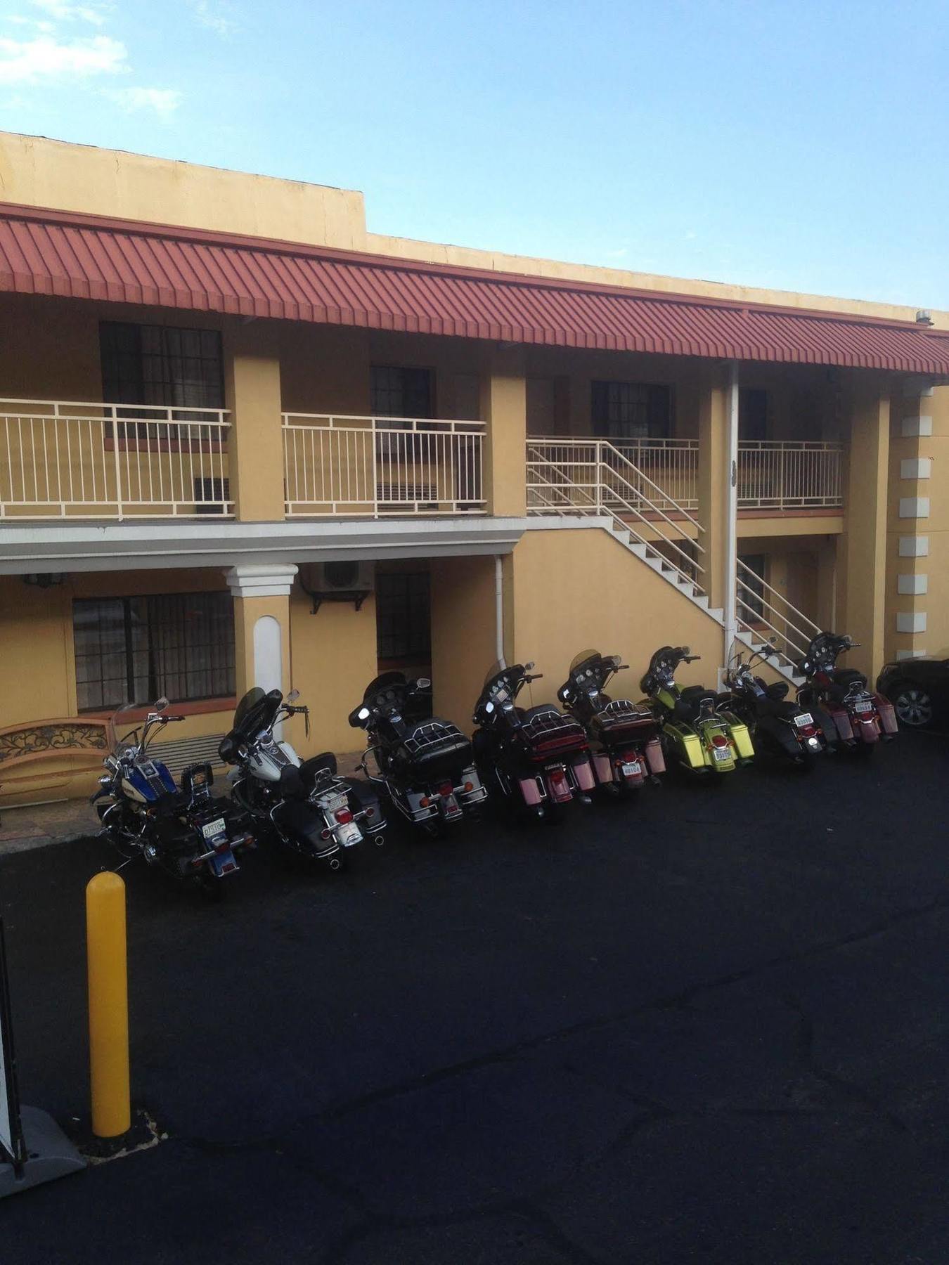 ممفيس Vista Inn & Suites Beale Street المظهر الخارجي الصورة