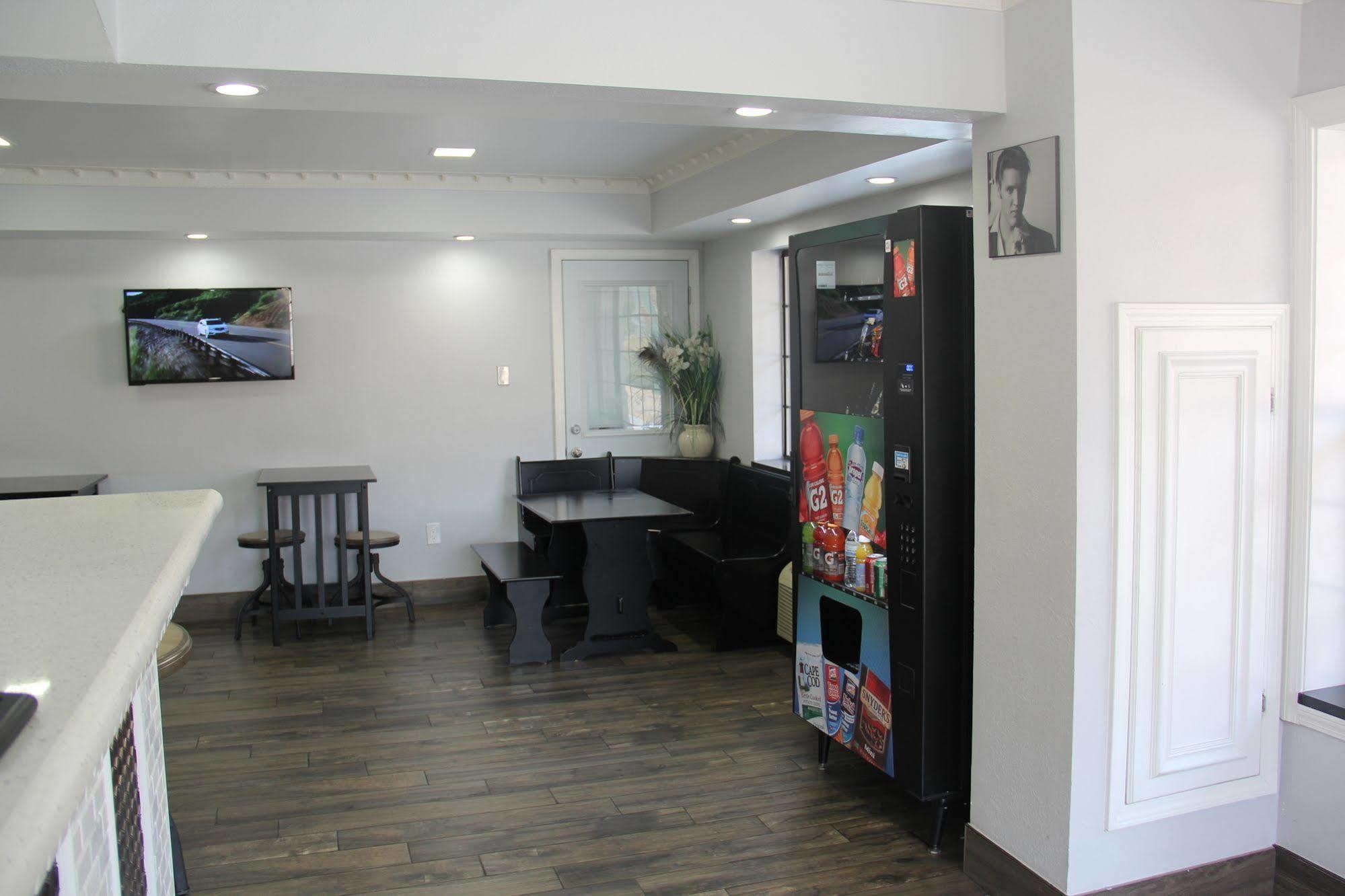 ممفيس Vista Inn & Suites Beale Street المظهر الخارجي الصورة